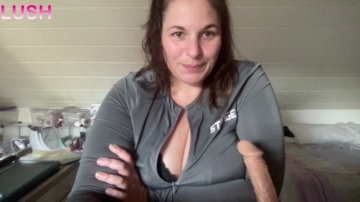 HornyMilfLeah  07-10-2021